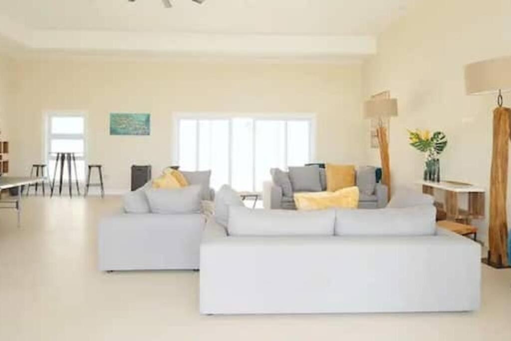 Villa Snooze At Oceanpointe à Lucea Extérieur photo